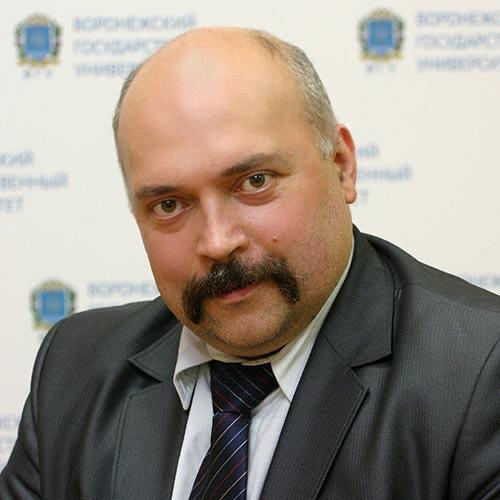 Павел Анатольевич Канапухин, декан экономического факультета Павел Анатольевич Канапухин